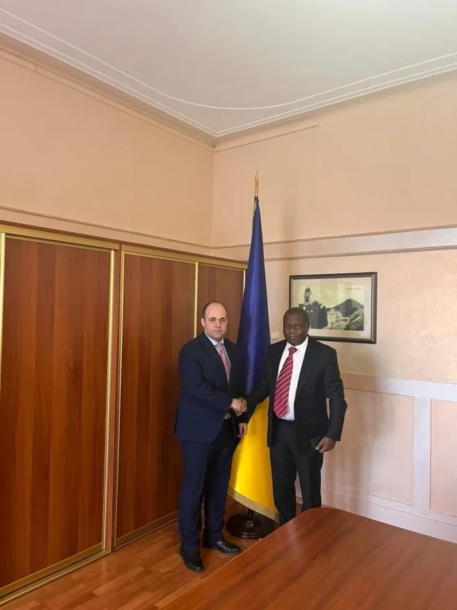 65fdbce16d197890664811