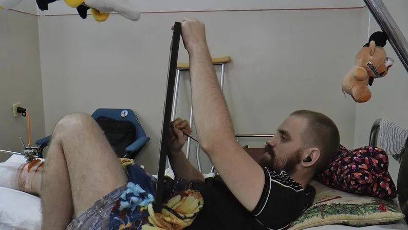 Поранений електрик Сергій. Фото: Тетяна Рожновська | Суспільне Ужгород