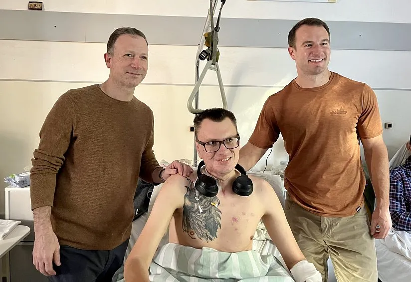 Хірурги з США прооперували в Ужгороді поранених українських військових