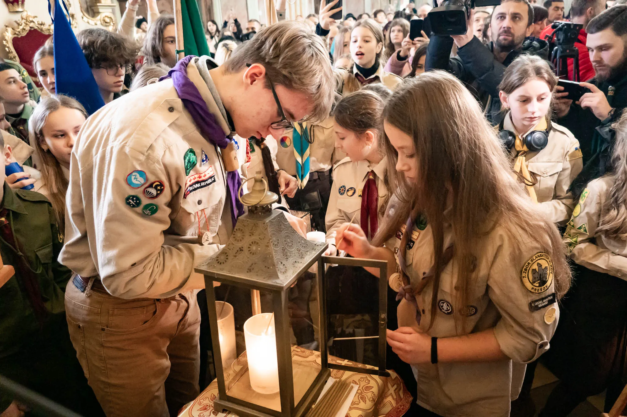 Цьогоріч Ужгород став першим містом, яке прийняло Вифлеємський вогонь миру