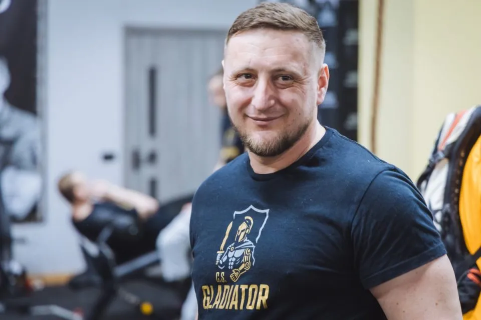 18 команда ветеранів