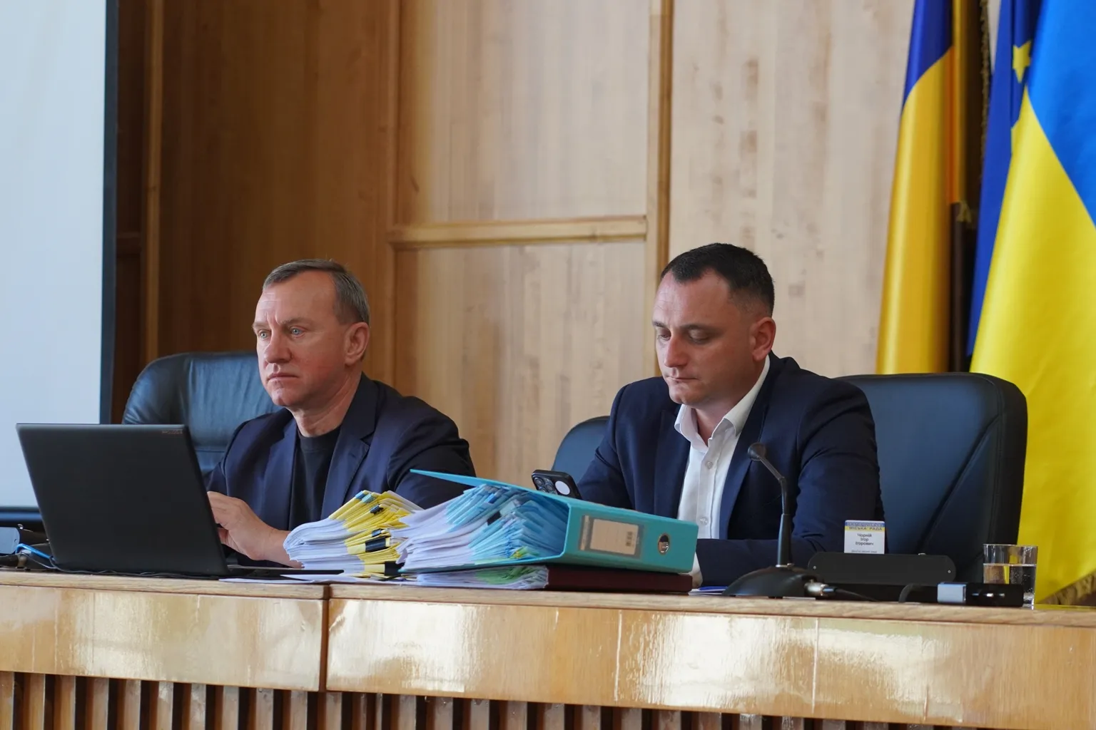 Богдан Андріїв, Ігор Чорній, засідання