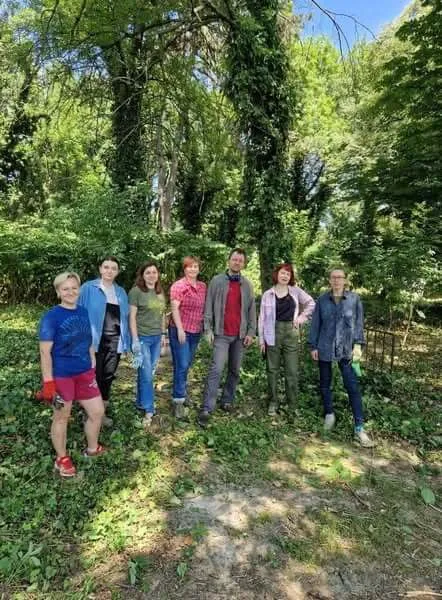 толока на Капушанській 8