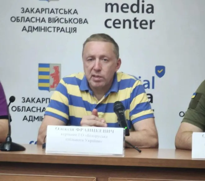 виставка білоруських героїв2