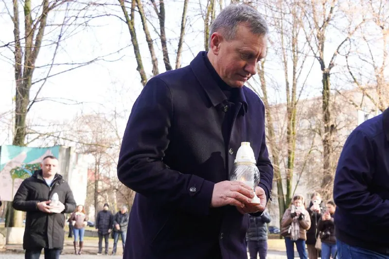 Ужгород вшанував пам’ять Героїв Небесної Сотні: у місті відбулися меморіальні заходи