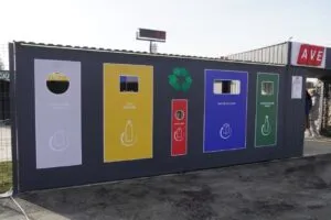 Розширення екологічної інфраструктури Ужгорода: у місті відкрили восьмий майданчик для сортування відходів