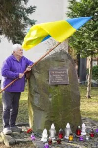 Ужгород вшанував пам’ять Героїв Небесної Сотні: у місті відбулися меморіальні заходи