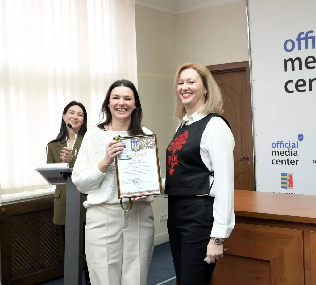 В Ужгороді вшанували кращих екскурсоводів Закарпаття: Пам’ять, Подяки та Півстоліття Досвіду