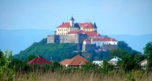 У Ужгороді відбудеться благодійна екскурсія з участью відомих екскурсоводів